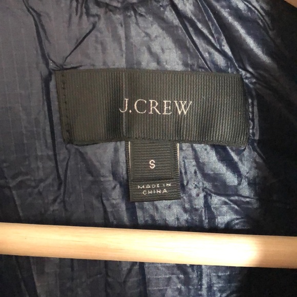 Navy jcrew puff vest - Picture 3 of 4